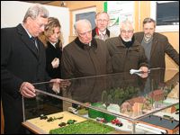 Besichtigung der Energielehrschau beim Besuch des ungarischen Landwirtschaftsministers 2008